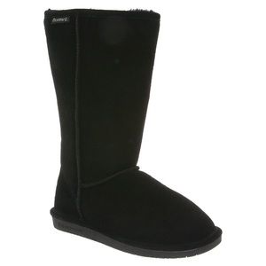 NWT Bearpaw Tall Emma Boot